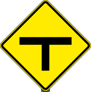 Placa A-8: Interseção em T