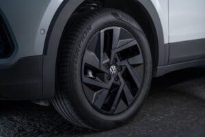 volkswagen-t-cross_highline-2025_detalhe_roda-1920x1280-1